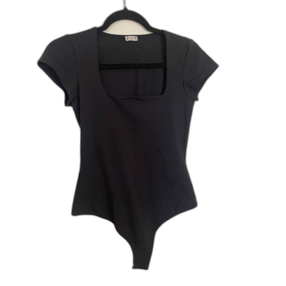 Free People Size M Square Neck Cap Sleeve Bodysuit Black Short Sleeve Women